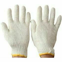 darba-cimdi-aditi-balti