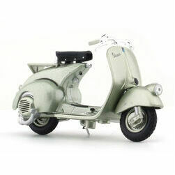 modelisi-vespa-125-1948-1-18-atlas