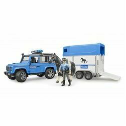 rotallieta-land-rover-defender-policijas-ar-zirgu-treileri
